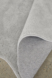 Evelyn Silver Runner Rug