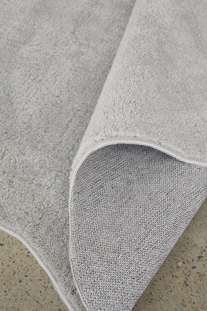 Evelyn Silver Runner Rug