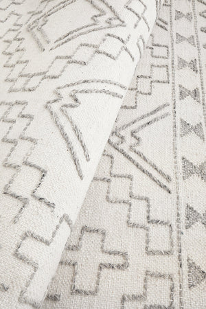 Salena Rug Ivory