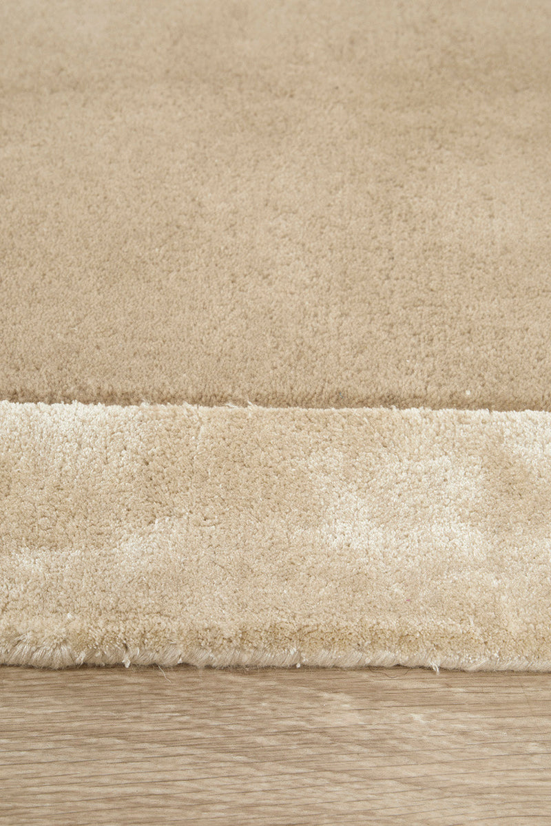 Hugo Husk Rug
