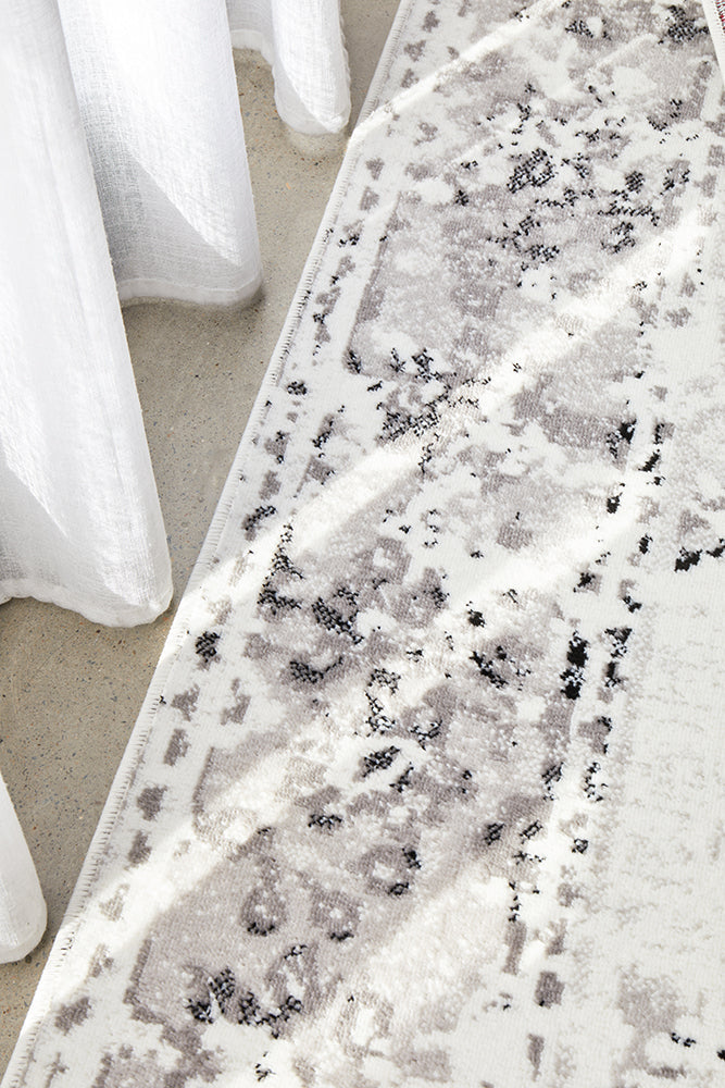 Alexa Transitional Rug White Grey Black
