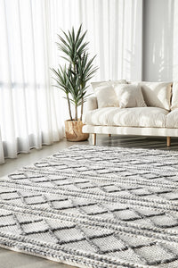 Studio Milly Textured Woollen Rug White Grey