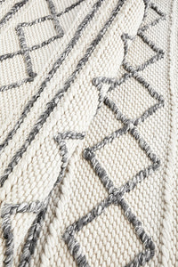 Studio Milly Textured Woollen Rug White Grey