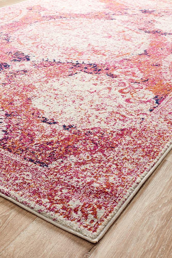 Museum Byron Fuschia Runner