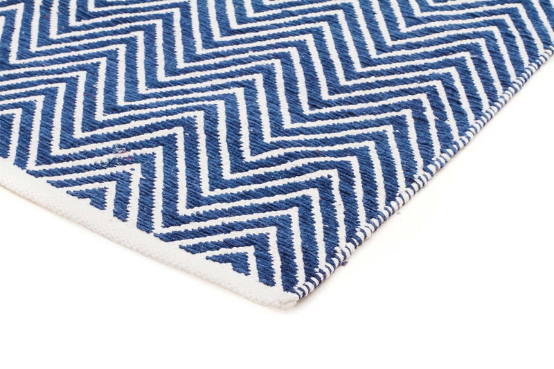 Spirit Chevron Navy Rug