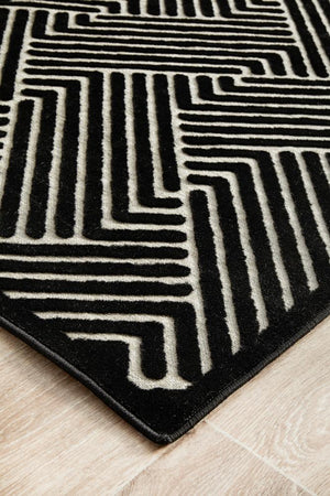 York Cindy Black & Gold Runner Rug